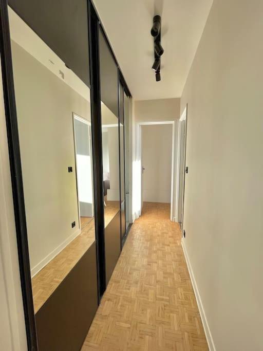Magnifique Appartement Neuilly Sur Marne Entre Paris Et Disneyland Dış mekan fotoğraf