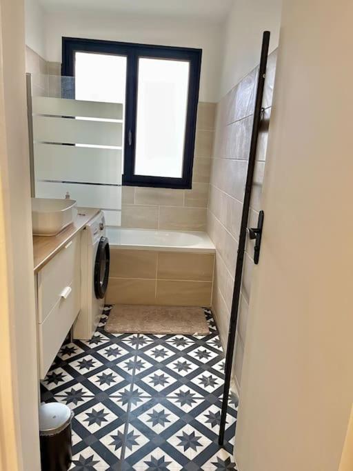 Magnifique Appartement Neuilly Sur Marne Entre Paris Et Disneyland Dış mekan fotoğraf
